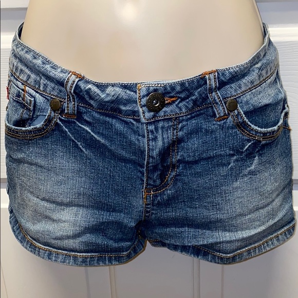 SOLD - Picture 2 of 4